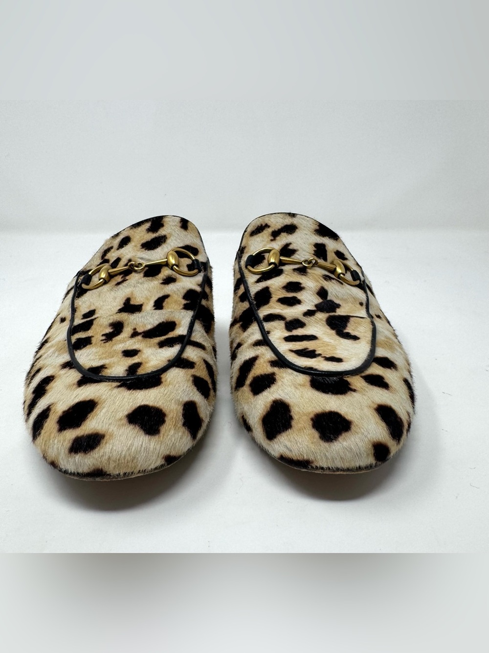 Gucci Princetown Horsebit Mules - Leopard Calf
Hair - Size 38.5 IT - Picture 14 of 15